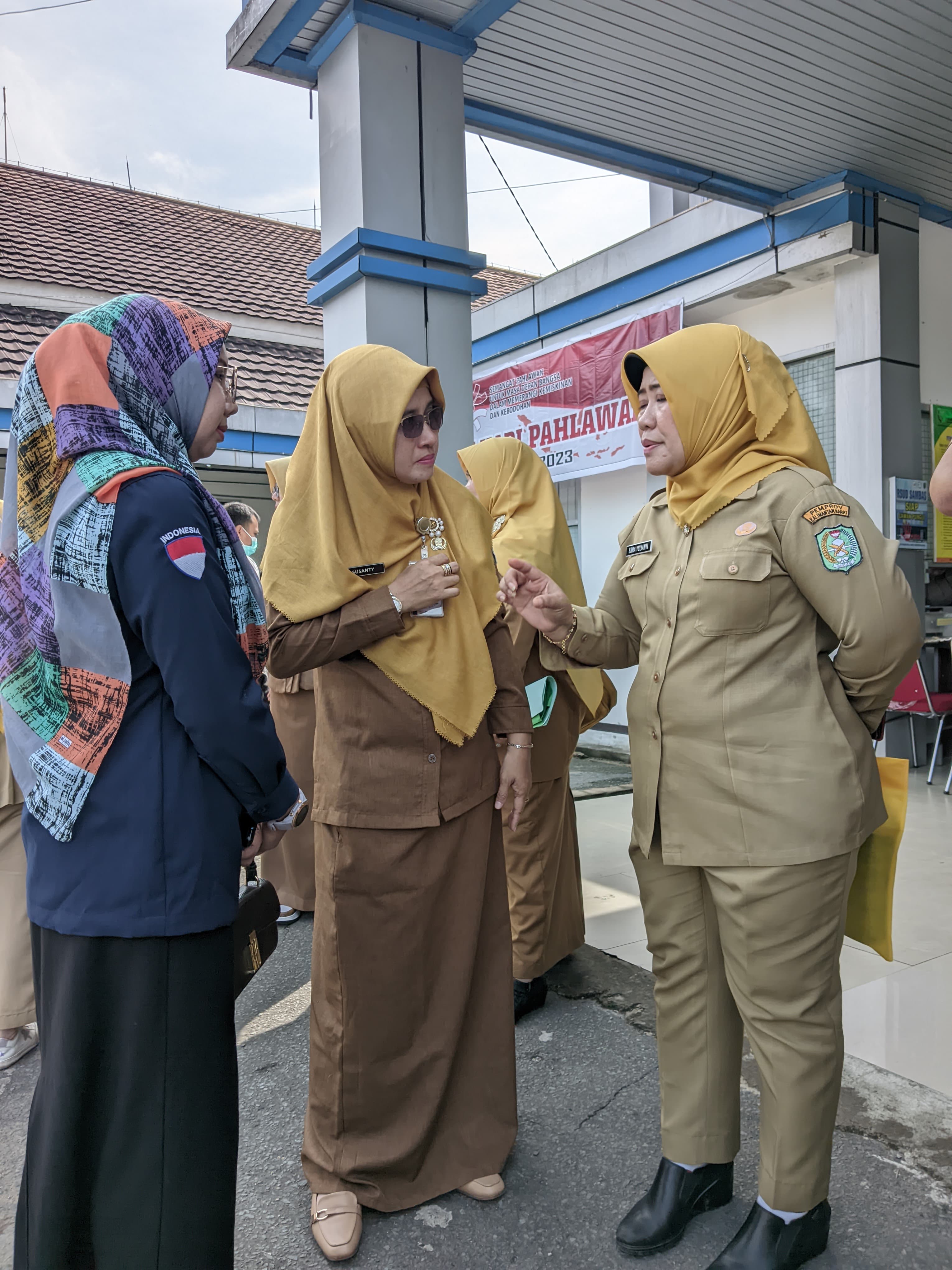 Kunjungan Pj. Gubernur dan Resmikan Sarana Kesehatan Pemeriksaan Calon Pekerja Migran Indonesia di RSUD Sambas
